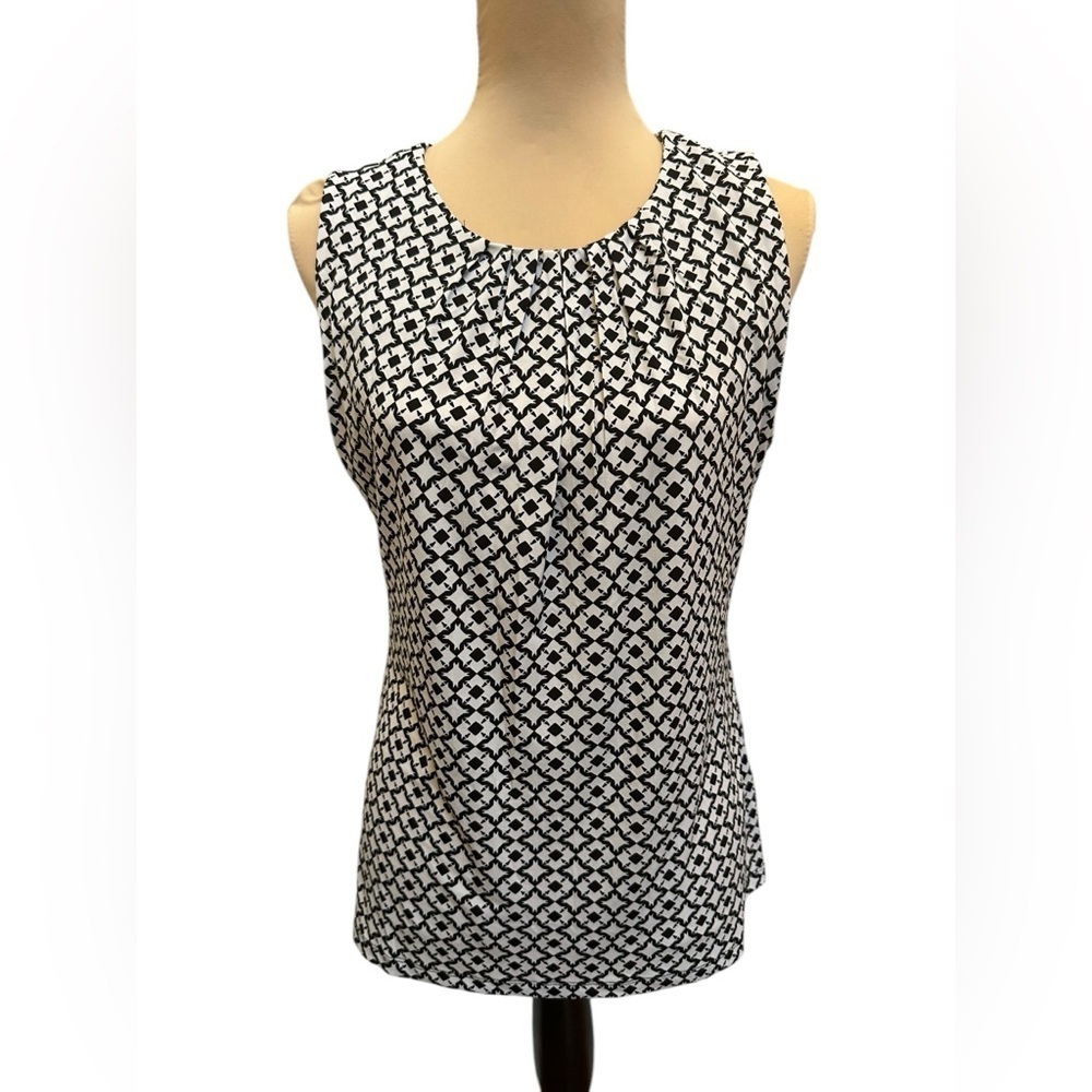 NWT- Premise Sleeveless Top